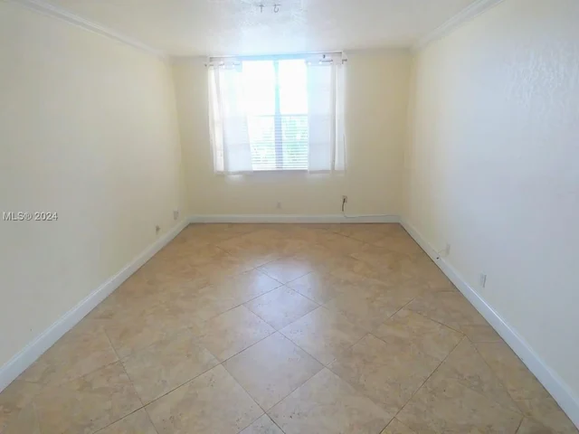 9420 Poinciana Pl # 406, Davie FL 33324