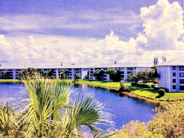 9420 Poinciana Pl # 406, Davie FL 33324