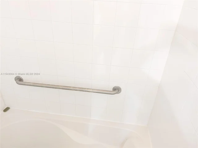 9123 SW 152Path # A, Miami FL 33196