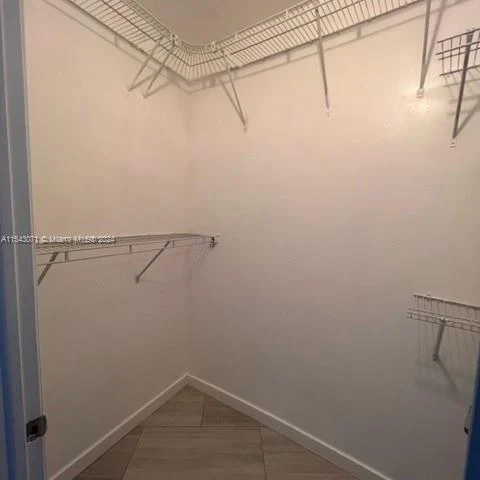 350 S Miami Ave # 3913, Miami FL 33130