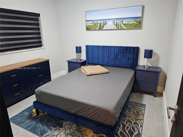 2228 N 19th Ave, Hollywood FL 33020