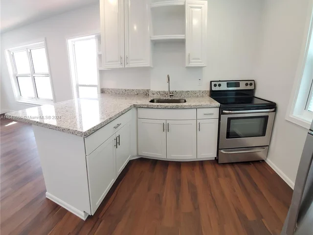 2407 Scott St # 2, Hollywood FL 33020