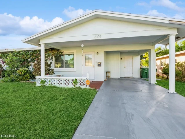 6109 NW 72nd Avenue, Tamarac FL 33321