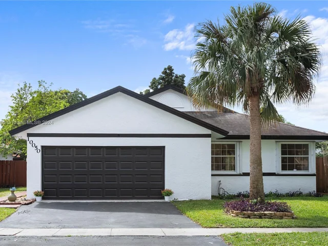 10050 SW 12th St, Pembroke Pines FL 33025