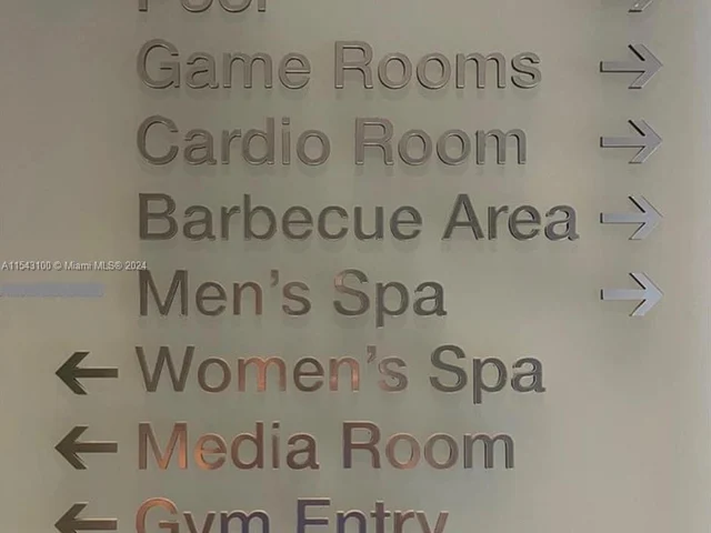 90 SW 3rd St # 1803, Miami FL 33130