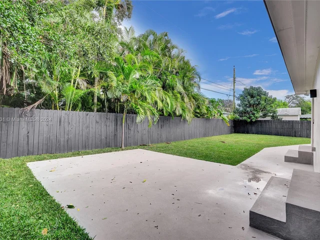 5991 SW 45th ST, Miami FL 33155