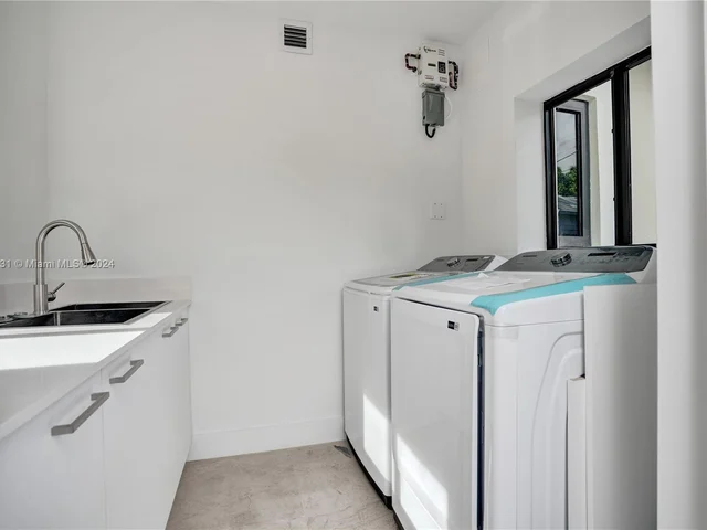 5991 SW 45th ST, Miami FL 33155