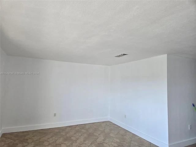 9375 Fontainebleau Blvd # L433, Miami FL 33172