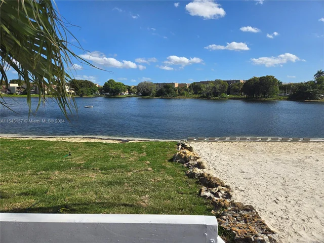 9375 Fontainebleau Blvd # L433, Miami FL 33172