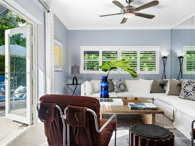 255 W Rivo Alto Dr, Miami Beach FL 33139