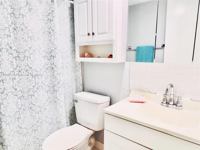 1201 Bahama Bnd # H1, Coconut Creek FL 33066