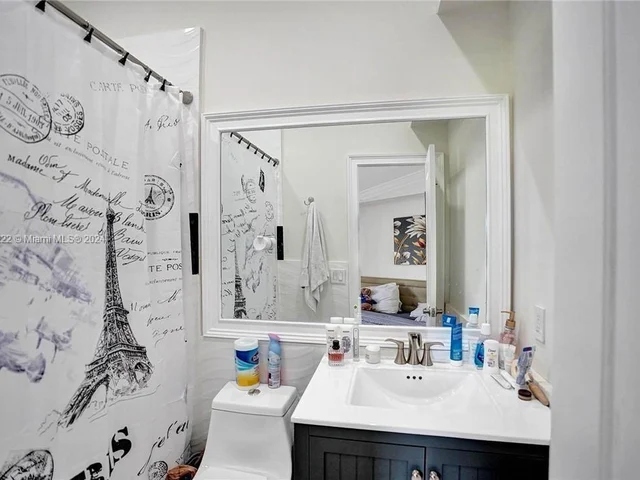 1250 NW 122nd Ave # 1250, Plantation FL 33323