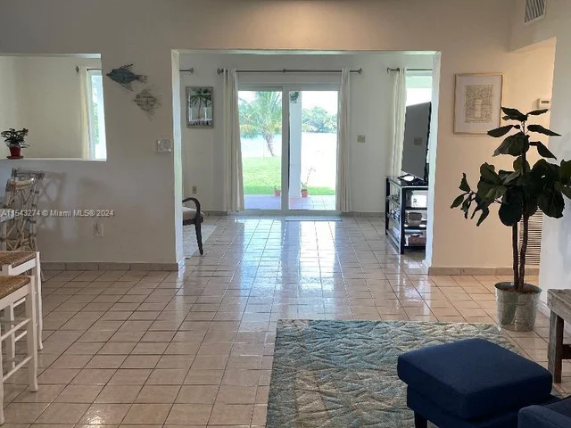 4365 SW 109th Ct, Miami FL 33165