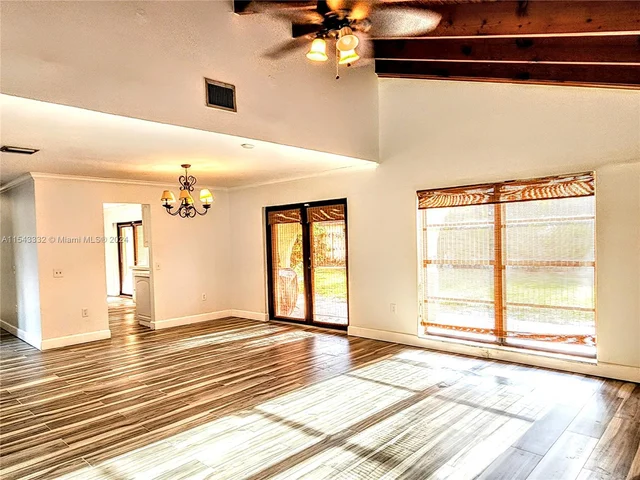 10750 SW 128th Ave, Miami FL 33186