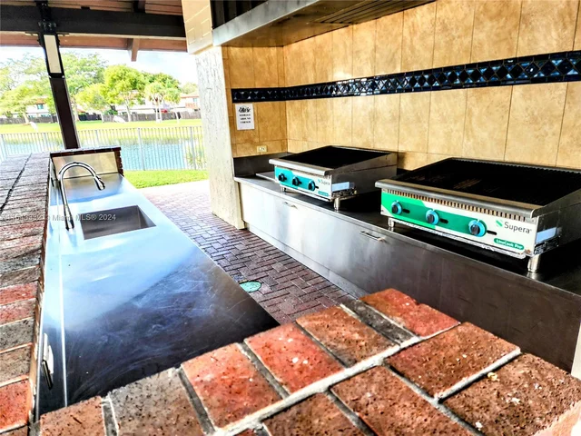 10750 SW 128th Ave, Miami FL 33186