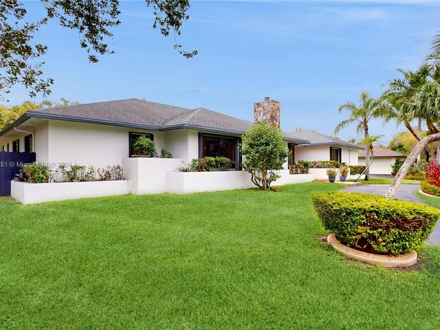 7720 SW 181st Ter, Palmetto Bay FL 33157