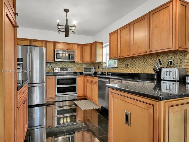 18044 SW 152nd place, Miami FL 33187