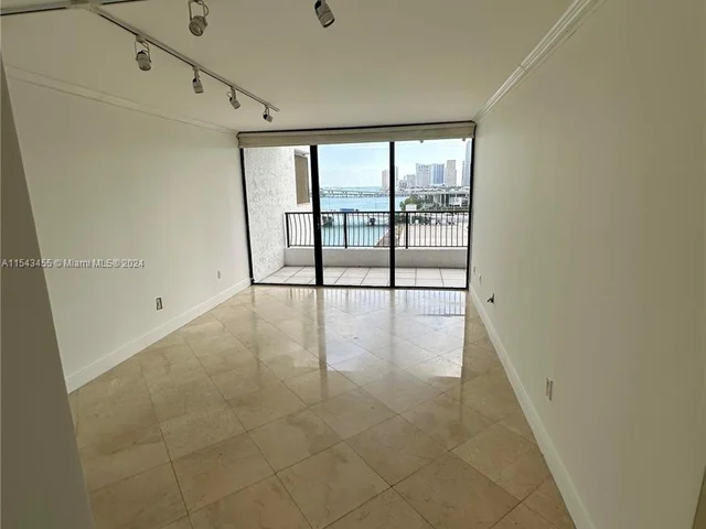 555 NE 15th St # 11J, Miami FL 33132