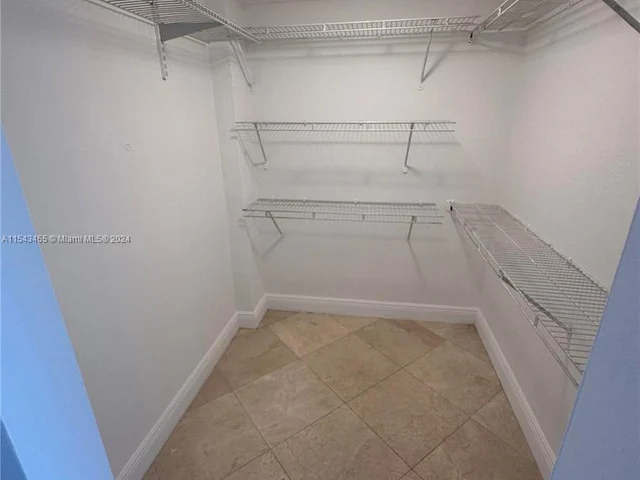 555 NE 15th St # 11J, Miami FL 33132