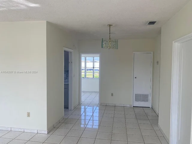 2343 NW 15th St, Miami FL 33125