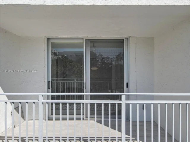 750 NE 64th St # B406, Miami FL 33138