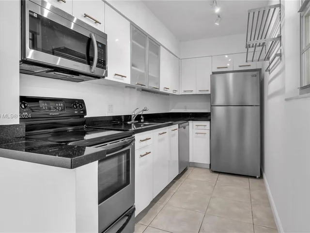 750 NE 64th St # B406, Miami FL 33138