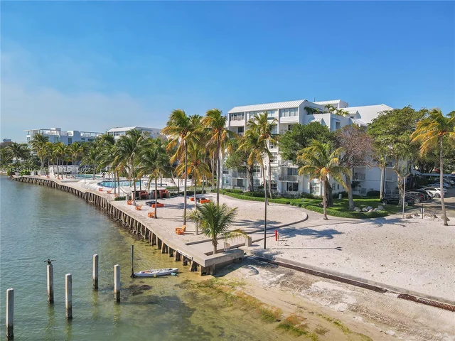 750 NE 64th St # B406, Miami FL 33138