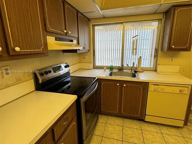 9101 Lime Bay Blvd # 312, Tamarac FL 33321