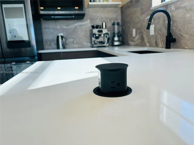 4000 NE 170th St # 400, North Miami Beach FL 33160