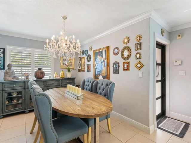 4574 SW 128th Pl, Miami FL 33175