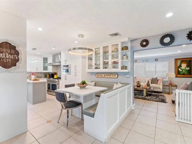 4574 SW 128th Pl, Miami FL 33175