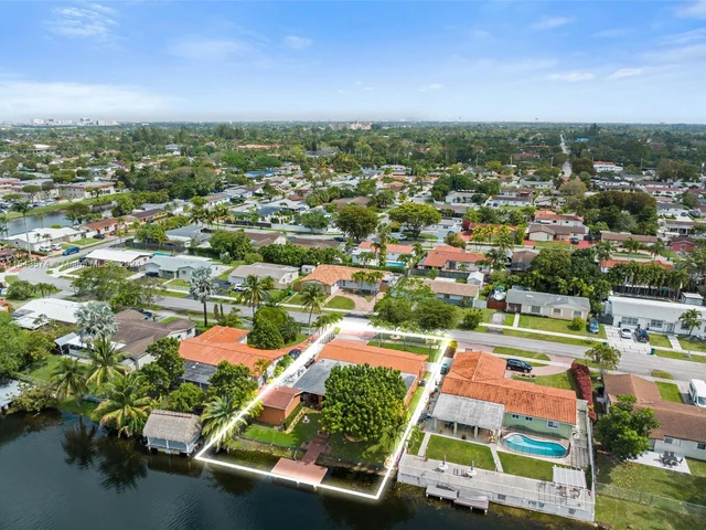 4574 SW 128th Pl, Miami FL 33175