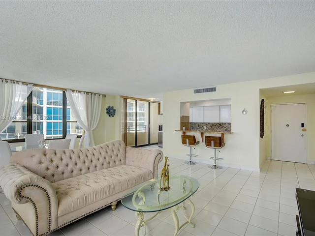 3505 S Ocean Dr # 905, Hollywood FL 33019