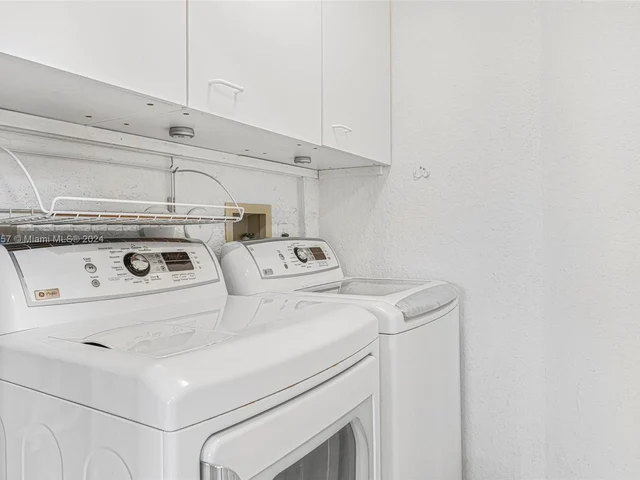 10431 Lima St, Cooper City FL 33026