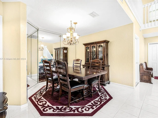 10431 Lima St, Cooper City FL 33026