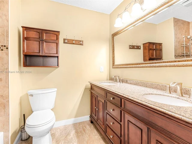 10431 Lima St, Cooper City FL 33026