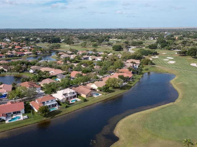 2666 Palmer Pl, Weston FL 33332