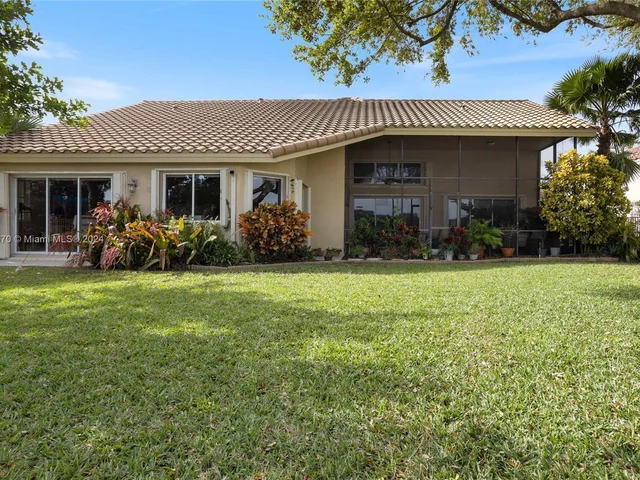 2666 Palmer Pl, Weston FL 33332