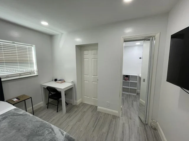 2732 NW 4th Ct, Pompano Beach FL 33069