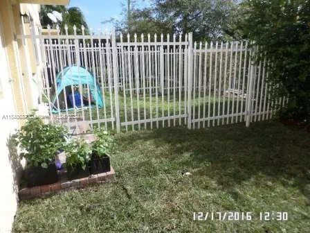 1701 N Treasure Dr # 4, North Bay Village FL 33141