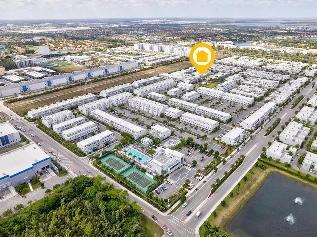 10360 NW 64th St, Doral FL 33178