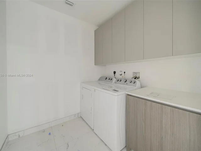 4218 NE 7th Ter # 4, Oakland Park FL 33334