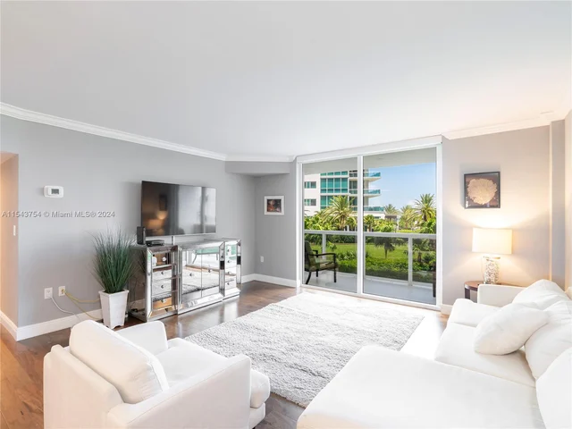 10275 Collins Ave # 334, Bal Harbour FL 33154