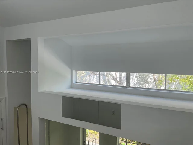 328 Euclid Ave # 103, Miami Beach FL 33139