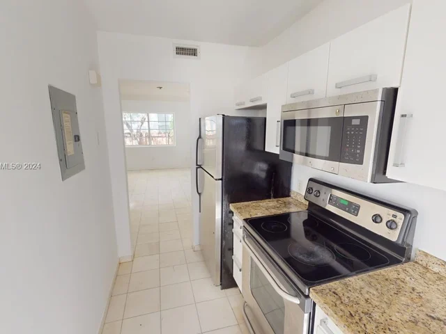 328 Euclid Ave # 103, Miami Beach FL 33139