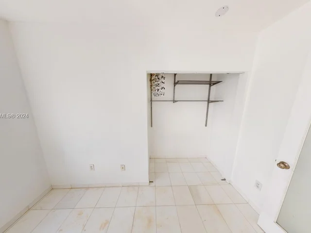 328 Euclid Ave # 103, Miami Beach FL 33139