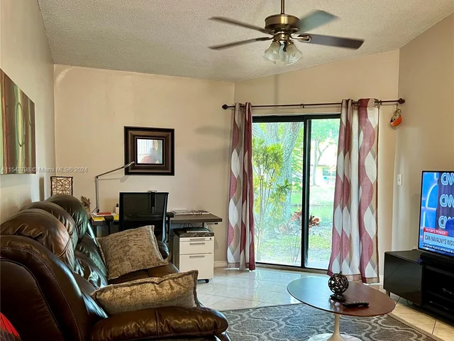 9950 Nob Hill Pl # 9950, Sunrise FL 33351