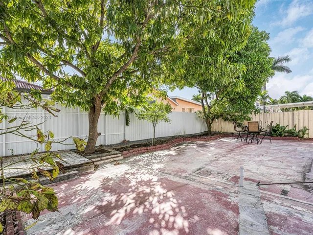 15486 SW 23rd Ln # 15486, Miami FL 33185