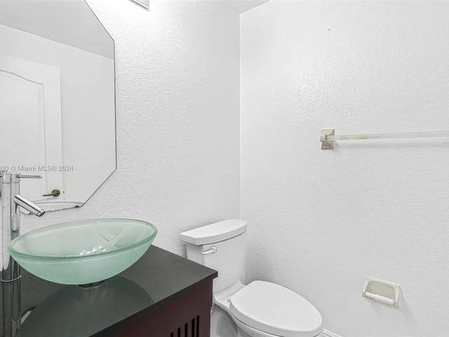 15486 SW 23rd Ln # 15486, Miami FL 33185