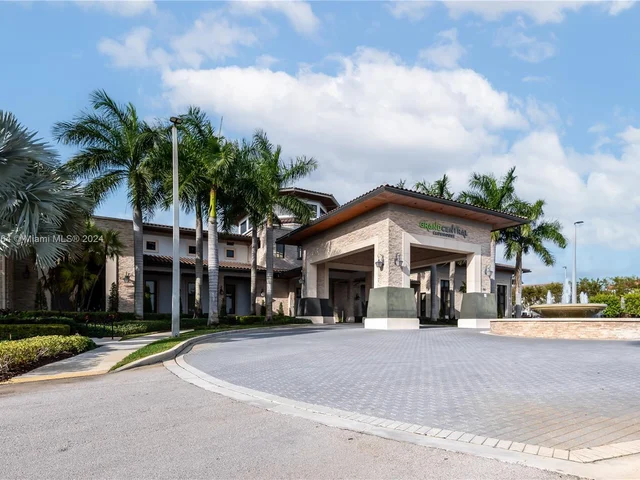 8680 NW 101st Pl, Doral FL 33178